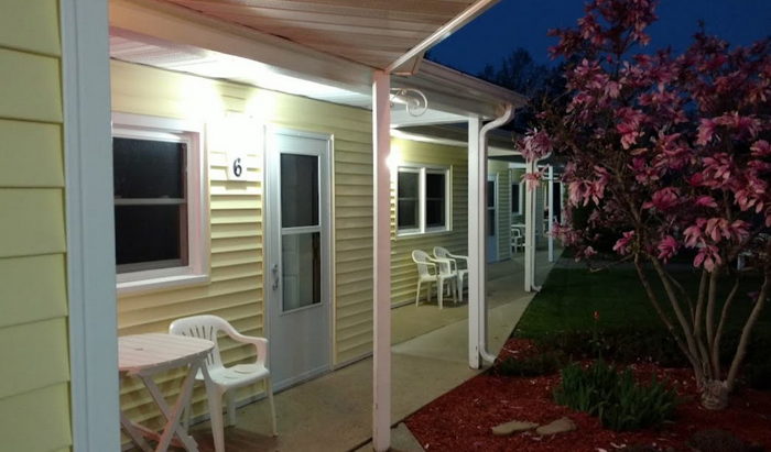 Honor Motel (Honor Court) - From Website (newer photo)